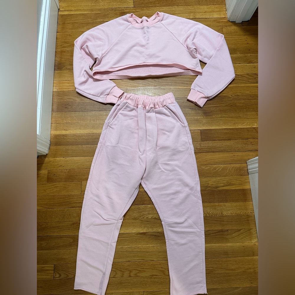 Pink Lounge Set - Picture 3 of 3